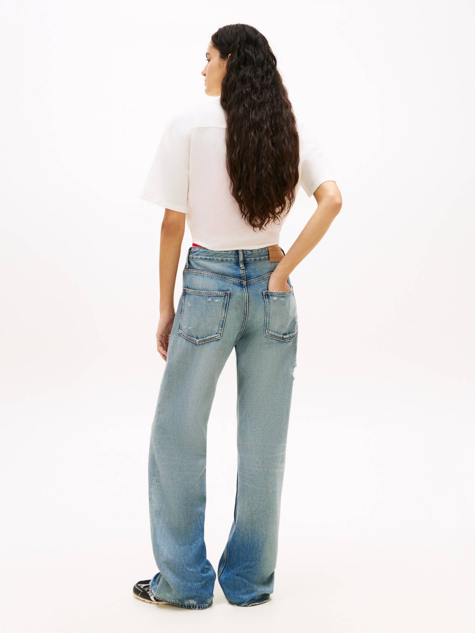 חולצה מכופתרת קשירה – תמונה 2